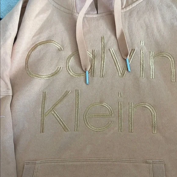 Calvin Klein Beige Hoodie and Joggers Set - Picture 2 of 16